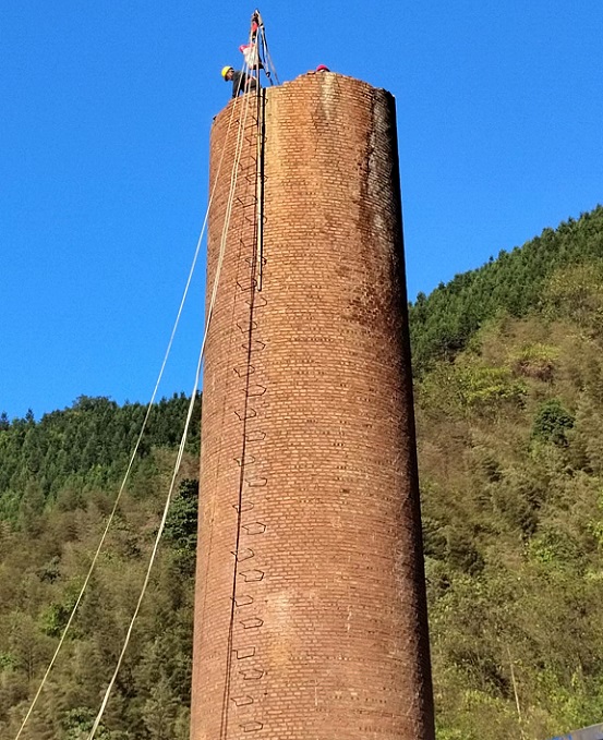 煙囪拆除公司綠色使命:專(zhuān)業(yè)守護(hù),共繪藍(lán)天夢(mèng)想